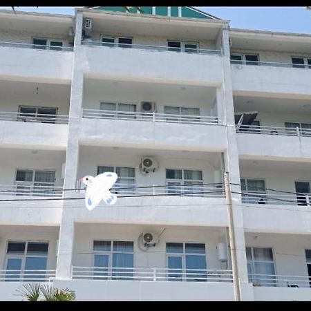 Guest House Astara Ngoại thất bức ảnh